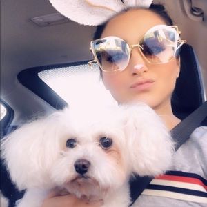 Meet your Posher, Maral